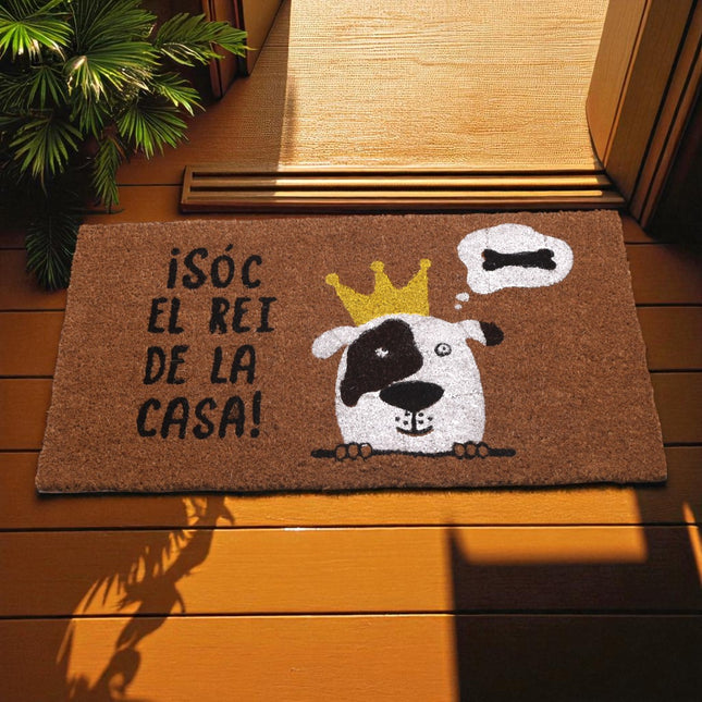 Felpudo Divertido 40x70 cm – “Soc el Rei de la Casa” | Fibra de Coco Natural con Base Antideslizante | Alfombra de Entrada para Exterior e Interior | Diseño Original en Catalán