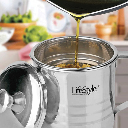 Grasera metálica de 10 cm de diámetro y 14,6 cm de altura, con filtro, asa y tapa Aceitera con colador para conservación de aceite de acero inoxidable. Recipiente para colar aceites Herramienta Ideal Para su Cocina