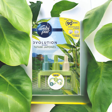 AMBIPUR 3VOLUTION Ambientador eléctrico Tatami Japonés 3 fragancias blister 1 recambio - El envase puede variar