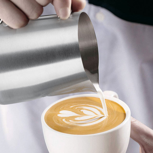 Jarra espumadora de leche de acero inoxidable para café y latte art 1L