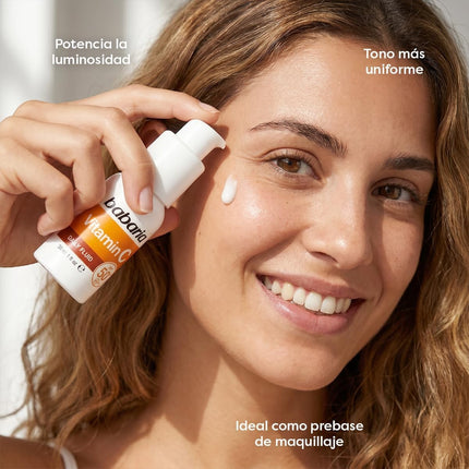 Babaria Vitamin C Daily Fluid SPF50+, Fluido Facial Iluminador, Vitamina C y Niacinamida, Protección Solar Alta, Textura Ultraligera, 30 ml
